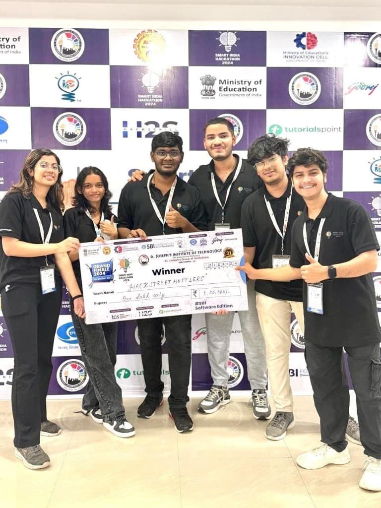 Team Hackstreet Hustlers holding the Smart India Hackathon 2024 winner cheque